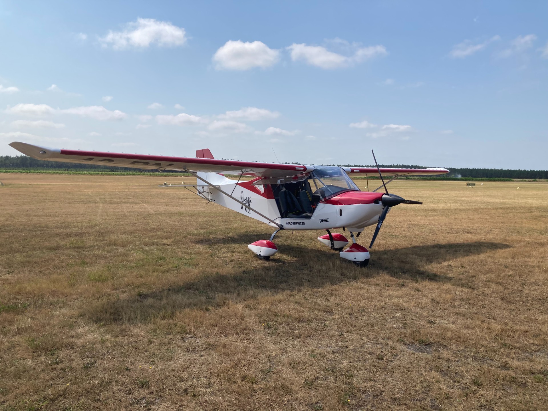 Ulm à vendre - Multiaxe - ULM Super guépard de voyage version 525 kg avec parachute.