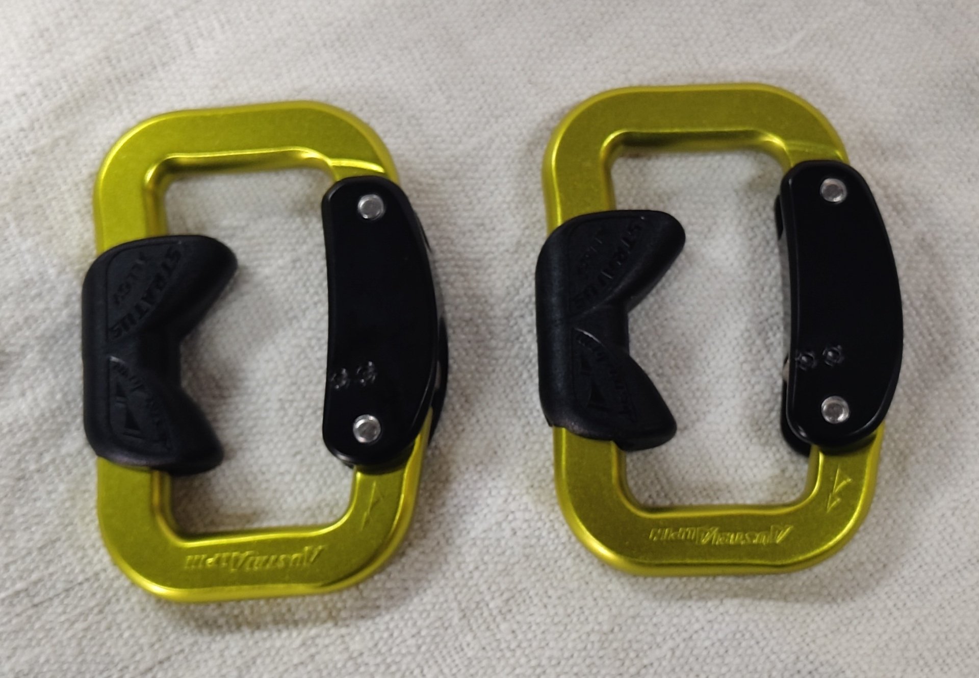 Ulm à vendre - Paramoteur - Lot 2 Mousquetons Austrialpin Stratus