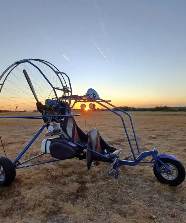 Ulm à vendre - Paramoteur - Chariot paramoteur biplace Rotax 503