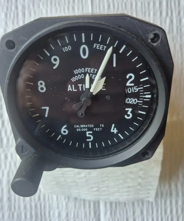 Ulm à vendre - Autres - Altimètre