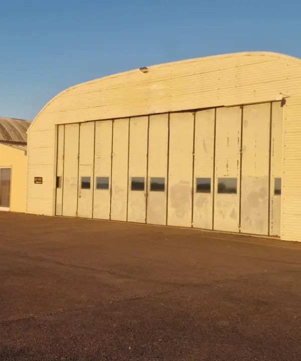Ulm à vendre - Hangar - vente hangar