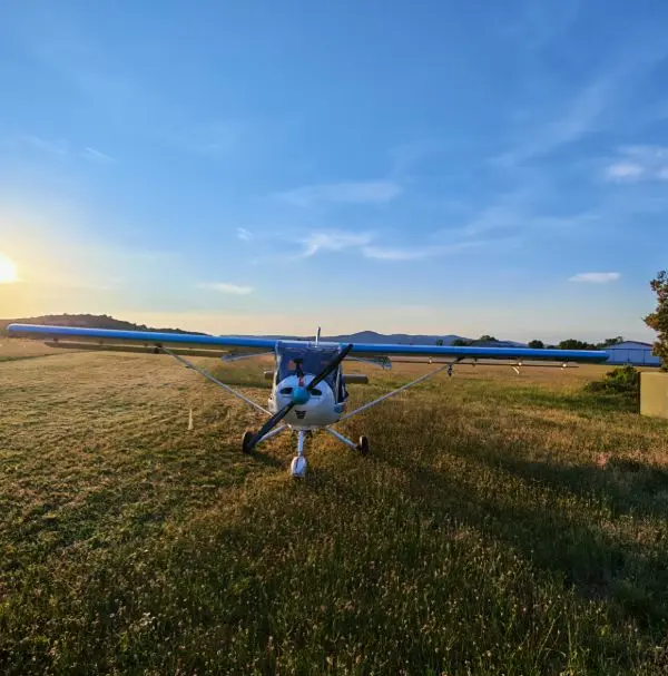 Ulm à vendre - Multiaxe - ulm Storch Jabiru 2200a