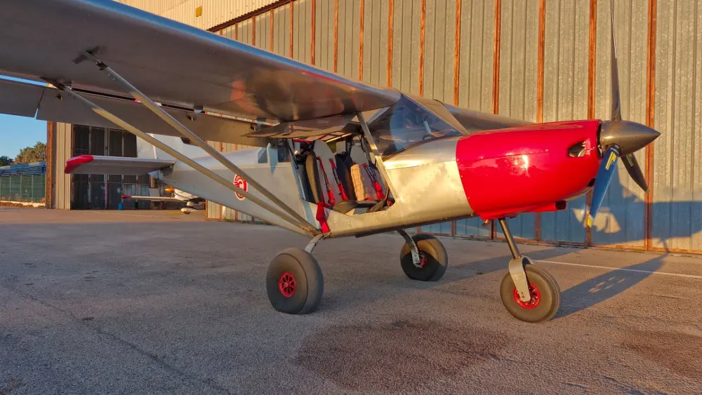 Ulm à vendre - Multiaxe - ULM BRM CITIUS, état neuf, 250 heures de vol, nombreuses options.