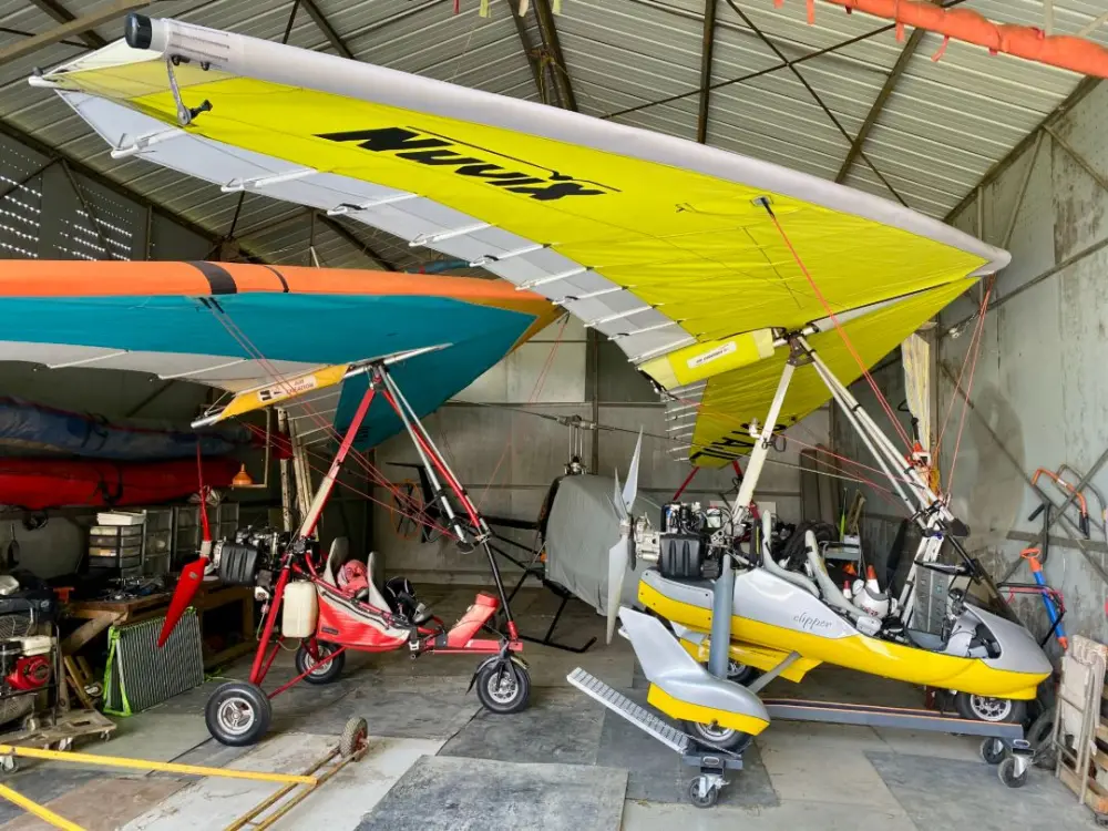 Ulm à vendre - Hangar - Hangar ULM à vendre - Savoie/ Ain