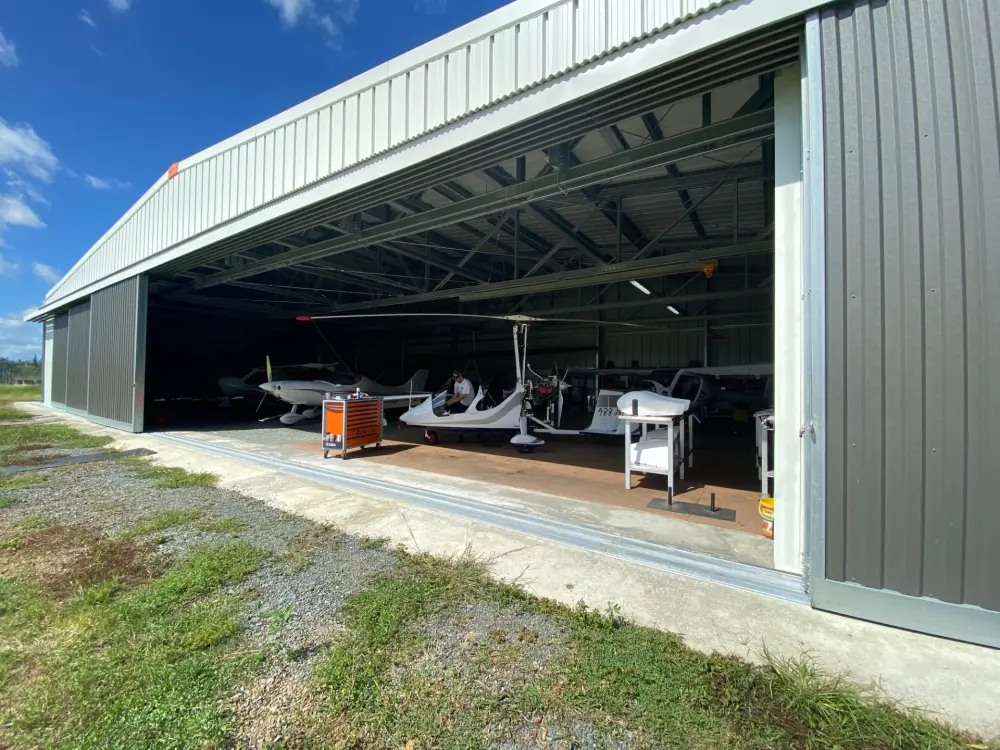 Ulm à vendre - Hangar - À CEDER - Fond de Commerce société aérienne ULM Nouvelle Calédonie