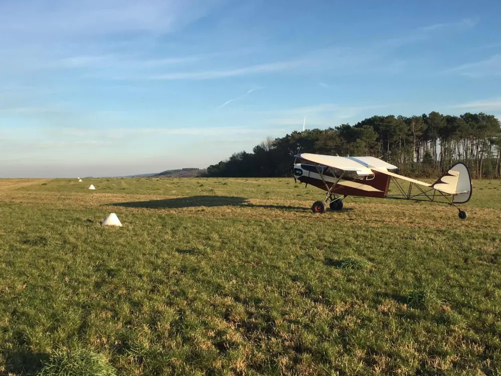 Ulm à vendre - Hangar - maison +PISTE ULM