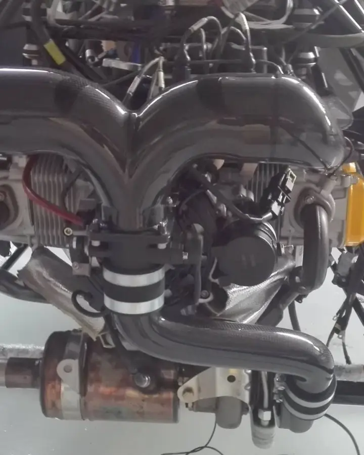Deuxième vue de Helicoptere à vendre – MOTEUR ROTAX 914 TURBO 917 INJECTION à ALBERTVILLE