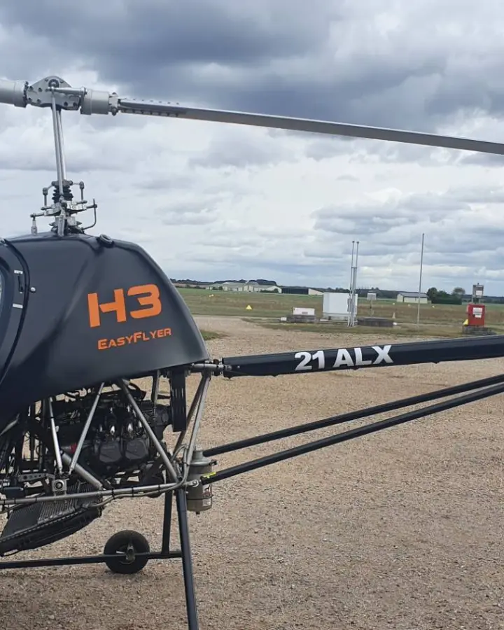 Deuxième vue de Helicoptere à vendre – Dynali H3 moteur 912ULS2 de 110CV injection à LM2557
