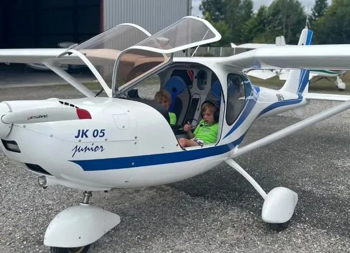 Deuxième vue de Multiaxe à vendre – EKOLOT JUNIOR JK05 à Biscarosse LFBS