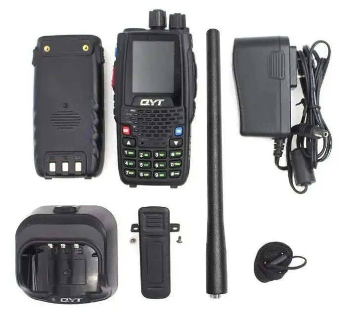 Deuxième vue de Autres à vendre – Radio VHF 8.33 Aviation / ULM émission et réception 108-136 Mhz à VOGLANS