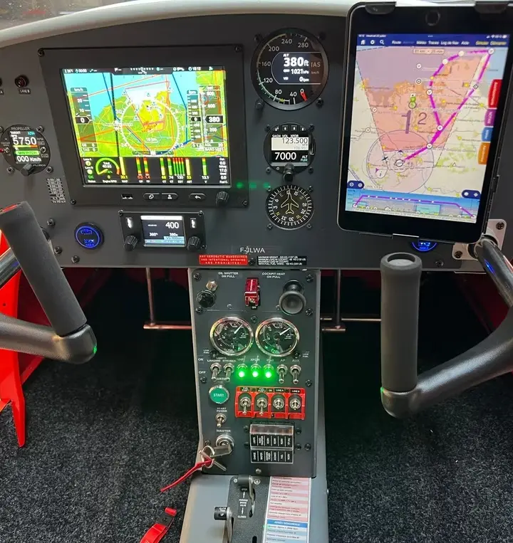 Troisième vue de Multiaxe à vendre – AEROPRAKT A32 iS à Dinan
