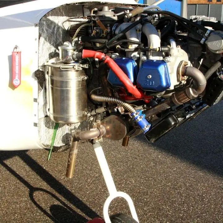 Deuxième vue de Autres à vendre – Échappement inox neuf complet pour ULM Skyranger à Tallard