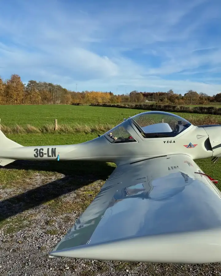 Troisième vue de Multiaxe à vendre – Vega CJ 2000 à Sedan