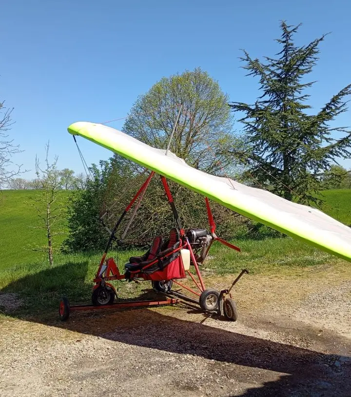 Troisième vue de Pendulaire à vendre – ULM air création rotax 503 bicarbu double allumage à Lavaur