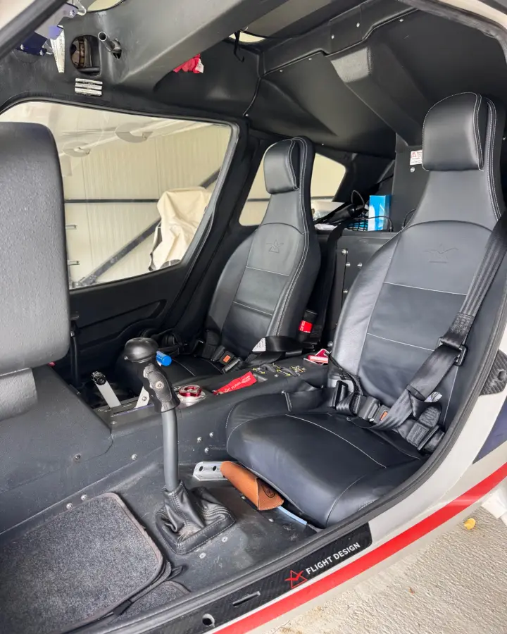 Deuxième vue de Multiaxe à vendre – Vends Flight Design CTLSi, dec 2020, 710h, e-props glorieuse à BRUGNENS