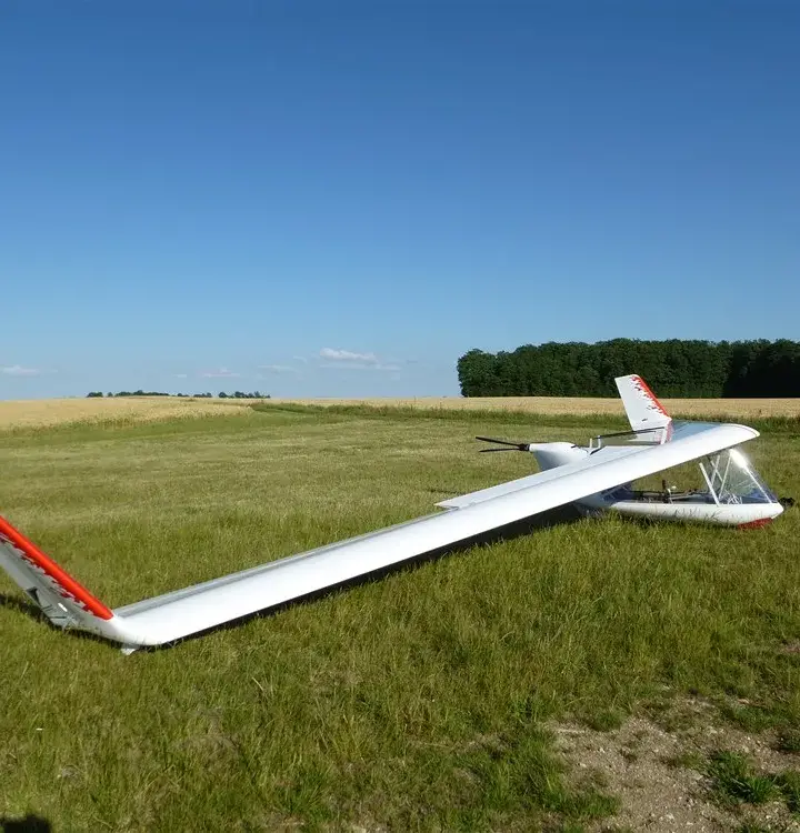Deuxième vue de Multiaxe à vendre – ULM Aeriane Swift light DEE à Beaune la Rolande