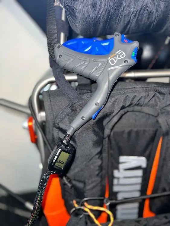 Deuxième vue de Paramoteur à vendre – Paramoteur Simplify Adventure avec moteur EOS 150 à Genève