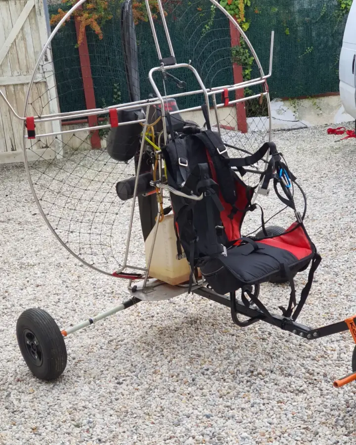 Troisième vue de Paramoteur à vendre – chariot paramoteur à Martillac Montendre