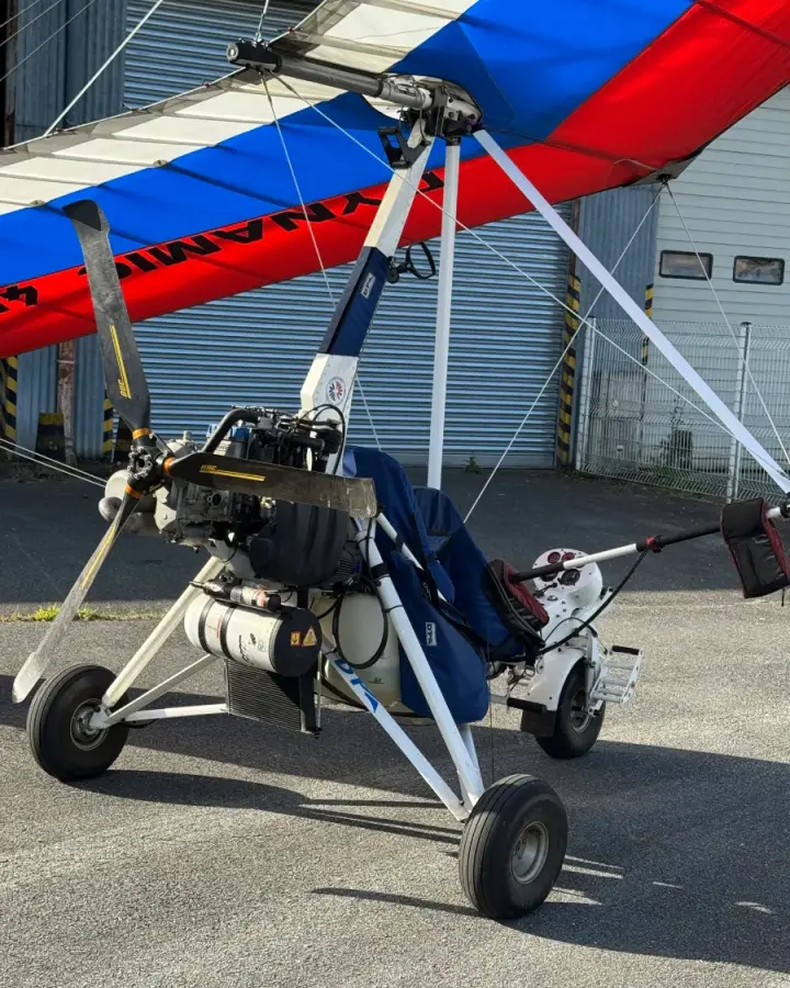 Deuxième vue de Pendulaire à vendre – DTA voyager moteur 582 avec aile Dynamic 450 2002+casques et headset à Le Versoud