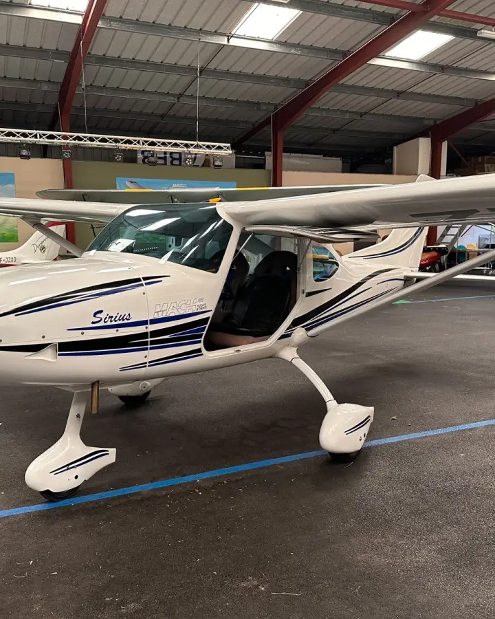 Deuxième vue de Multiaxe à vendre – À VENDRE – SIRIUS TL3000 à Aérodrome de Meaux-Esbly