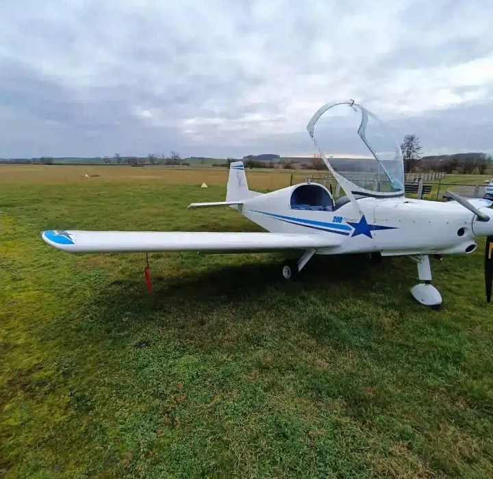 Troisième vue de Multiaxe à vendre – A vendre P200 de Alpi Aviation à GUEBLANGE LES DIEUZE
