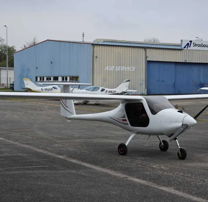 Deuxième vue de Multiaxe à vendre – Pipistrel Virus SW à LFSH