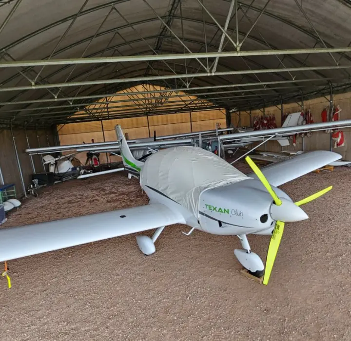 Troisième vue de Multiaxe à vendre – Part (un tiers )Ulm fly synthesis TEXAN CLUB  ULS 100CV à Belleville LFHW