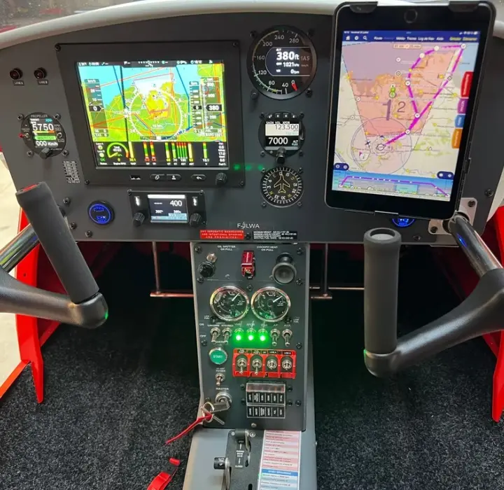 Troisième vue de Multiaxe à vendre – AEROPRAKT A32 iS à Dinan