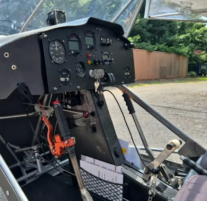 Troisième vue de Multiaxe à vendre – ULM AERO-SERVICES GUEPY 912S à EBML (Belgique)