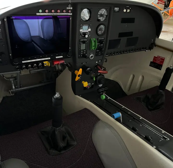 Troisième vue de Multiaxe à vendre – Dynamic WT9 train fixe 2015 à Aérodrome d'Épinal - Dogneville