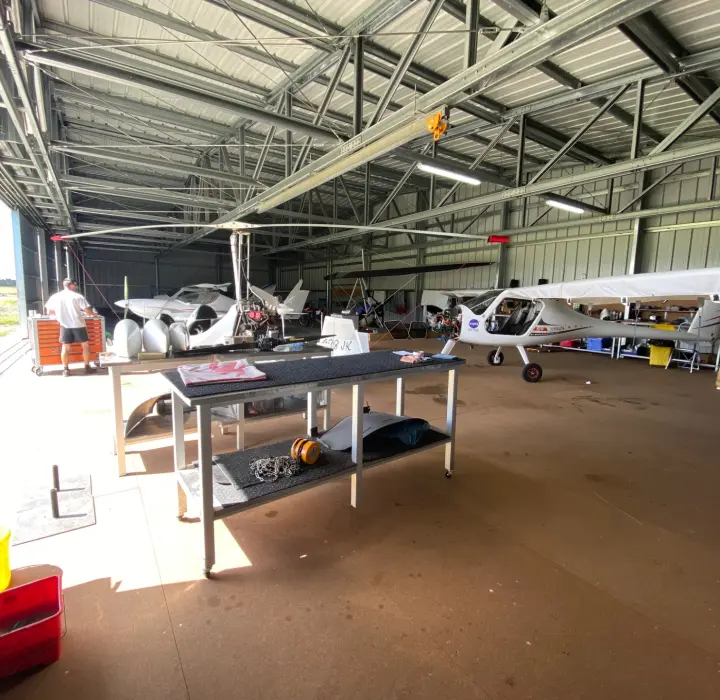 Deuxième vue de Hangar à vendre – À CEDER - Fond de Commerce société aérienne ULM Nouvelle Calédonie à Koné