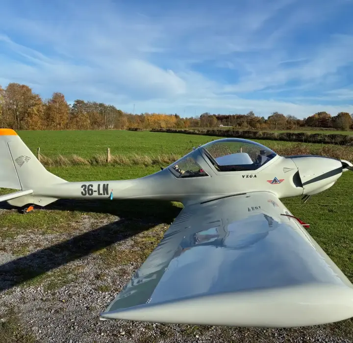 Troisième vue de Multiaxe à vendre – Vega CJ 2000 à Sedan