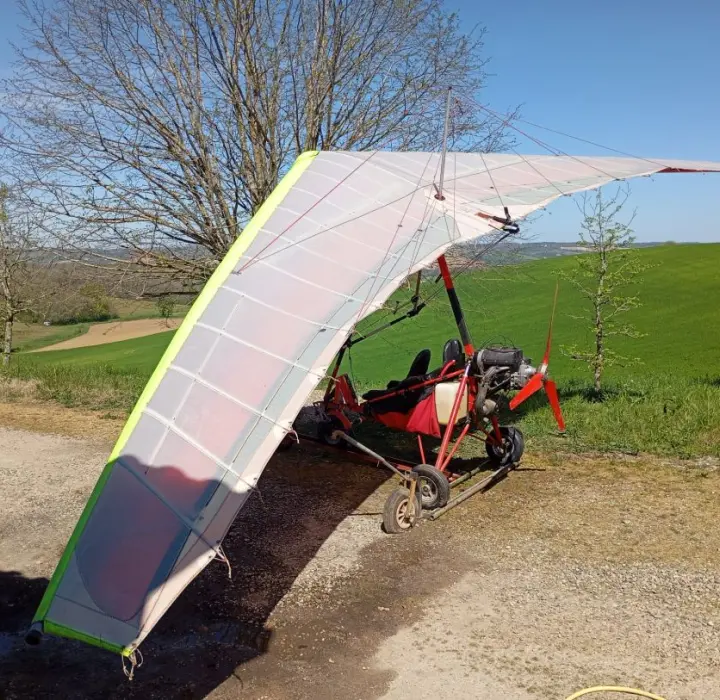 Deuxième vue de Pendulaire à vendre – ULM air création rotax 503 bicarbu double allumage à Lavaur