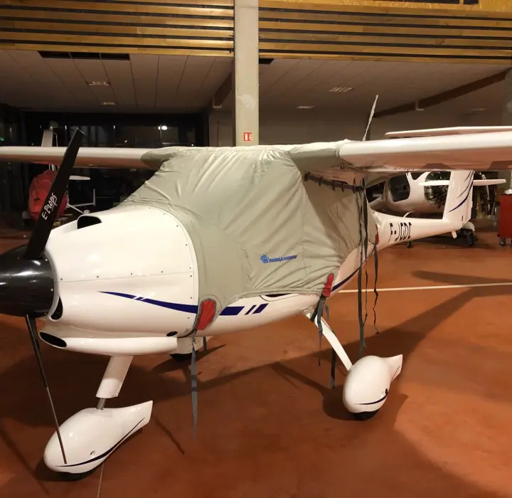 Deuxième vue de Multiaxe à vendre – Vends Alpha trainer à Chambley-Bussières