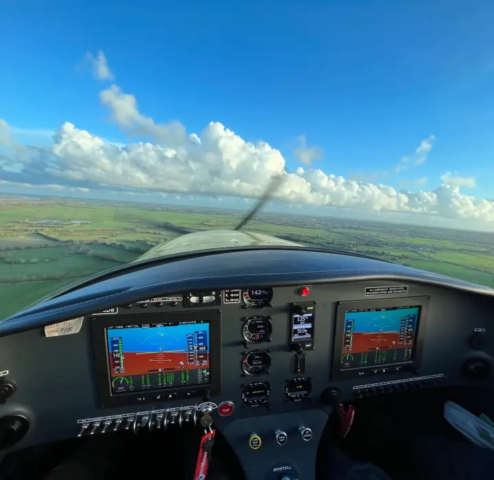 Deuxième vue de Multiaxe à vendre – XL8 912s EFIS PA 570h TBE TVA recup à LFRZ