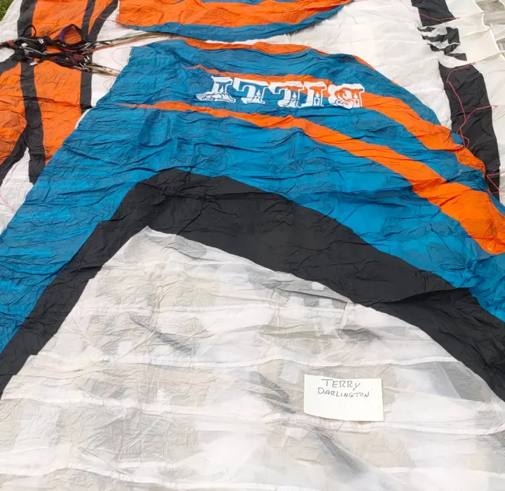 Deuxième vue de Paramoteur à vendre – Aile de parapente et paramoteur ITV Billy à Nancy