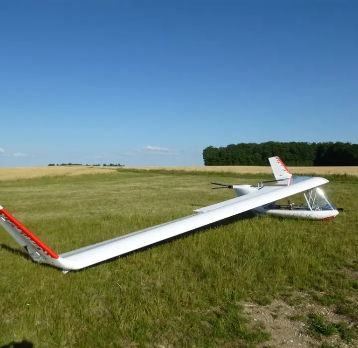 Deuxième vue de Multiaxe à vendre – ULM Aeriane Swift light DEE à Beaune la Rolande