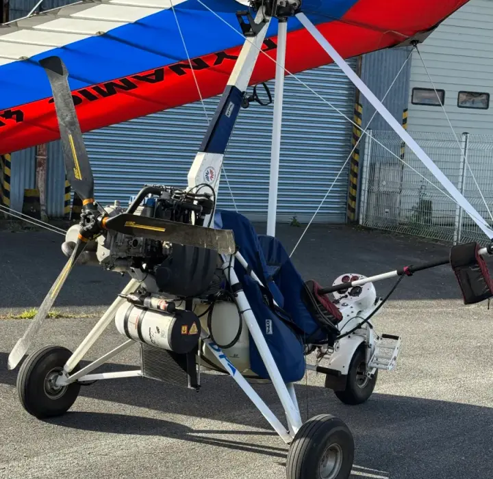 Deuxième vue de Pendulaire à vendre – DTA voyager moteur 582 avec aile Dynamic 450 2002+casques et headset à Le Versoud