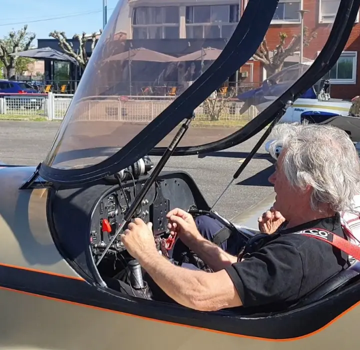 Troisième vue de Multiaxe à vendre – a vendre cause reprise hangar sur aérodrome par la mairie  plus de place de parking à Montauban