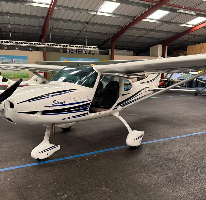 Deuxième vue de Multiaxe à vendre – À VENDRE – SIRIUS TL3000 à Aérodrome de Meaux-Esbly