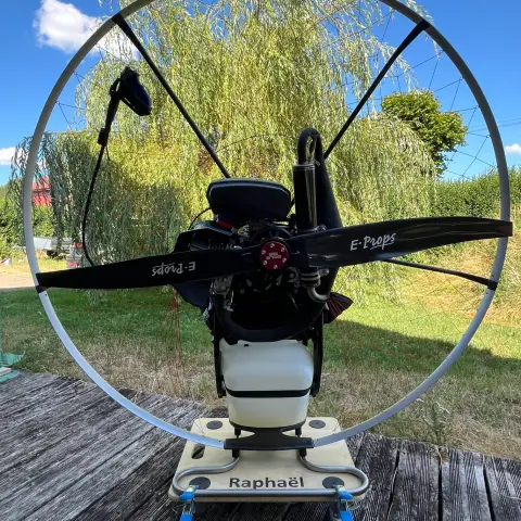 Vue 4 de Paramoteur à vendre – A vendre paramoteur avec sellette à FRASNE 25560