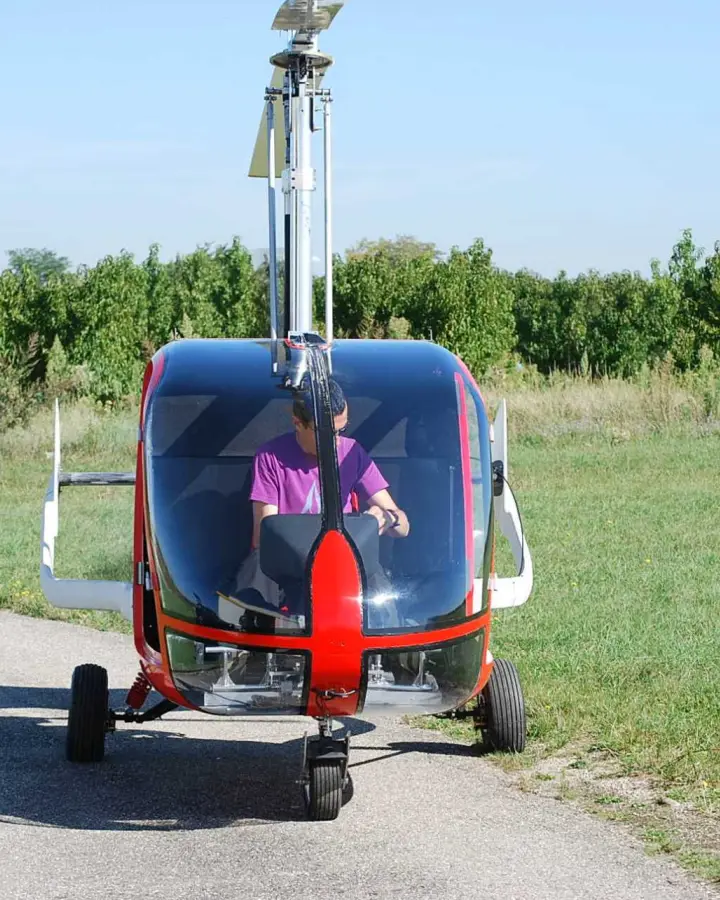 Deuxième vue de Autogire à vendre – PROTOTYPE AUTOGIRE à BESAYES