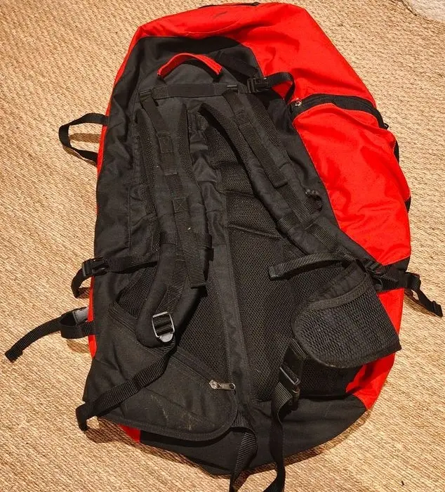 Deuxième vue de Autres à vendre – Sac de portage pour parapente, paramoteur ULM Adventure à Saint-Jean-d'Angély